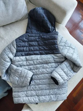 Chaqueta niño con capucha