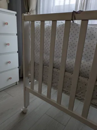 Cuna blanca 120x60 cm con accesorios