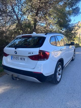 BMW X1 2012