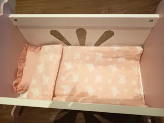 Cuna de madera para juguete