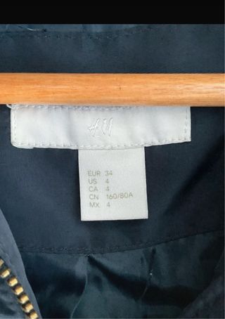 Abrigo H&M con capucha talla 34