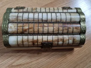 Caja joyero decorativa hueso y metal