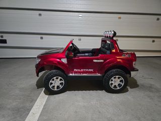 Coche eléctrico infantil Ford Ranger poco uso