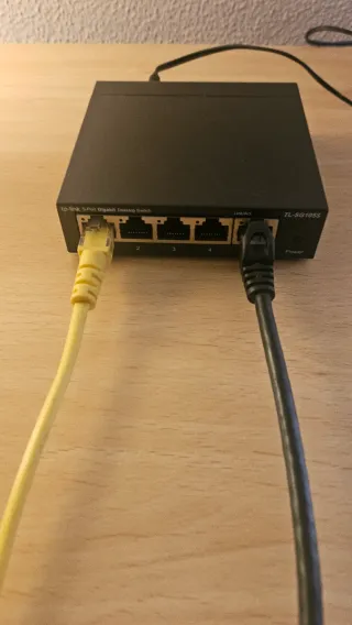 Switch Ethernet TP-Link 5 Puertos Gigabit