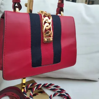 Bolso Gucci Mini Sylvie Piel Rojo