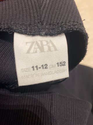 Pantalones campana Zara negros elásticos