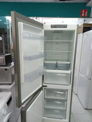 Nevera balay plateado combi nofrost