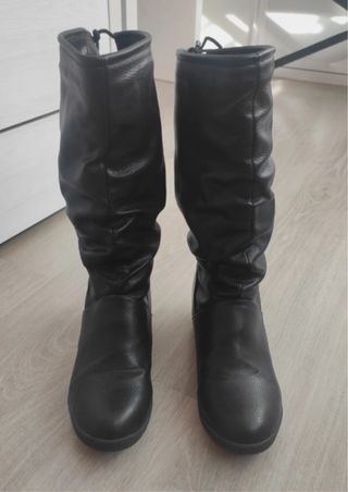 Botas