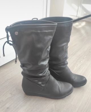 Botas