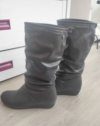 Botas