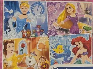 Set de 4 Puzzles Disney Princess by Clementoni.