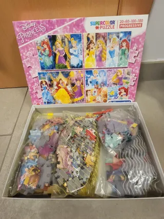 Set de 4 Puzzles Disney Princess by Clementoni.