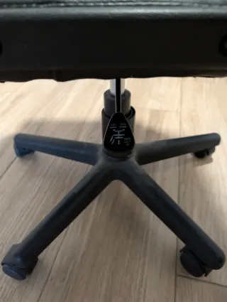 Silla giratoria regulable 57x88