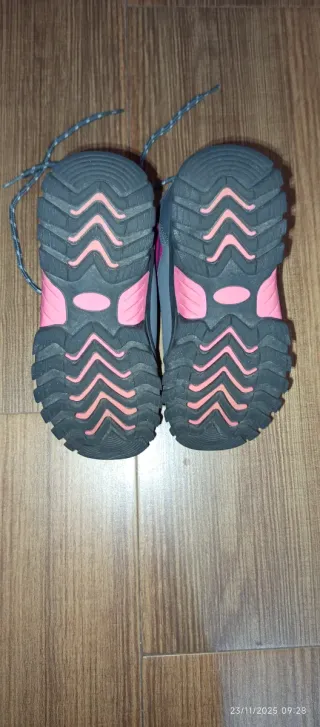 Botas Trekking Niña Talla 33