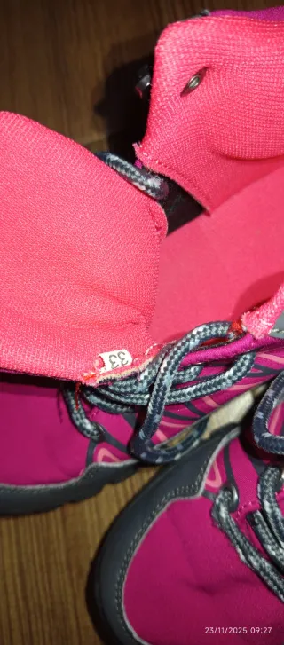 Botas Trekking Niña Talla 33