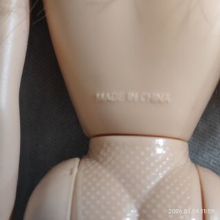 Muñeca Barbie rubia