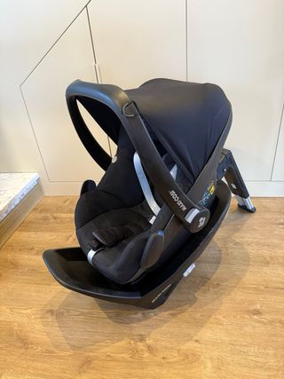 Maxi-Cosi Pebble Pro i-Size + Isofix