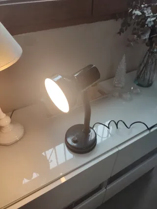 Lamparita flexo negra