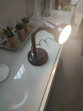 Lamparita flexo negra