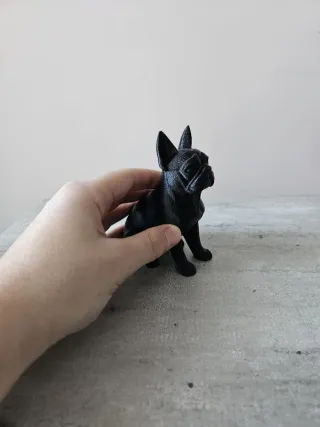 Statua bulldog francese nera