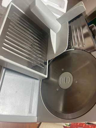 Affettatrice elettrica SGL Criade