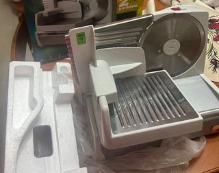 Affettatrice elettrica SGL Criade