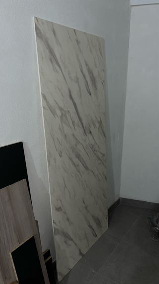 Encimera de cocina/baño mármol gris y blanco