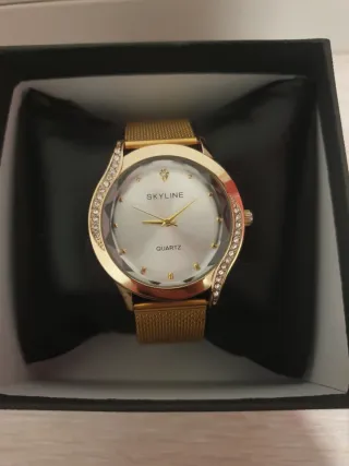 Reloj SKYLINE Mujer Dorado y Blanco