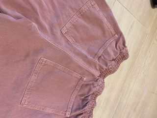 Pantalón vaquero ancho Zara rosa