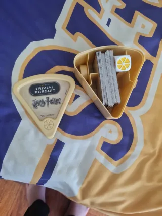 Juegos Harry Potter Trivial Pursuit y Figura