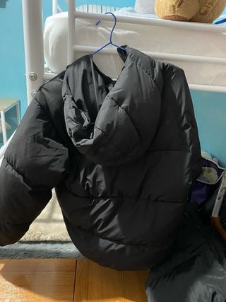 Abrigo acolchado Zara negro