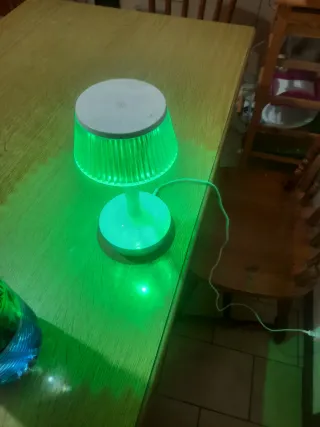 Lampada da tavolo moderna