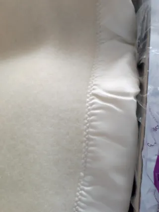 Edredón Manta lana virgen blanca nueva.