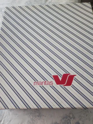 Edredón Manta lana virgen blanca nueva.