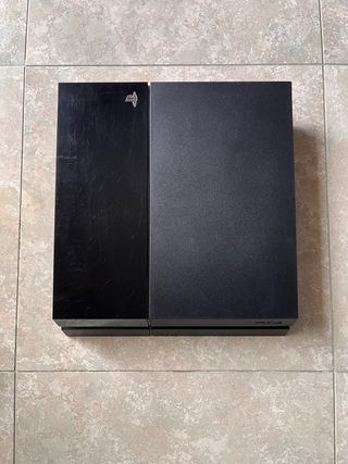 PS4 (PlayStation 4) Nera + 5 Giochi