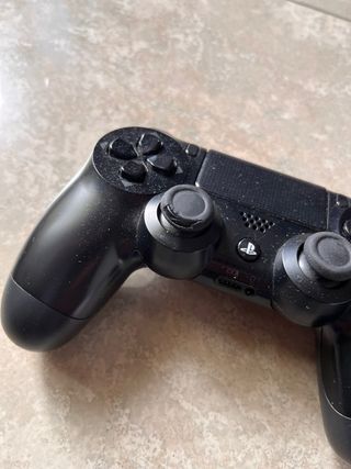 PS4 (PlayStation 4) Nera + 5 Giochi