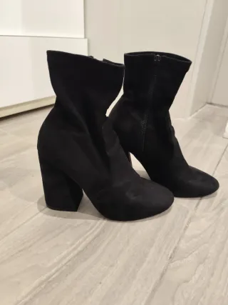 Botines tacón ante negro