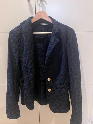 Chaqueta americana azul oscuro estampada