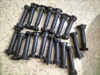 Pies para armarios negros (plástico)