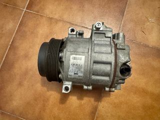 Compresor A/A Mercedes Clase C E A0022305011