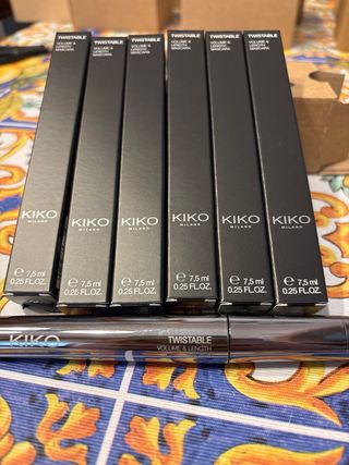 6 Mascara Kiko Milano Twistable Volume & Length