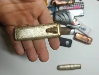 Lotto 1.2 kg accendini metallo rari