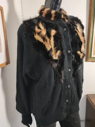 Cárdigan Vintage Angora Negro Detalles