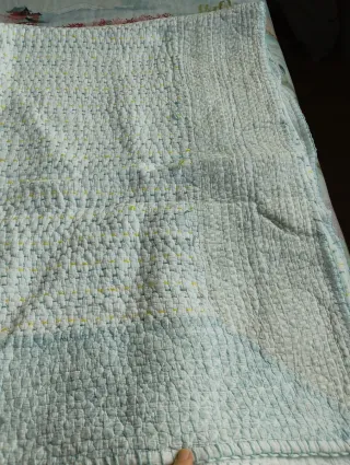 Colchas Zara Home verdes y blancas