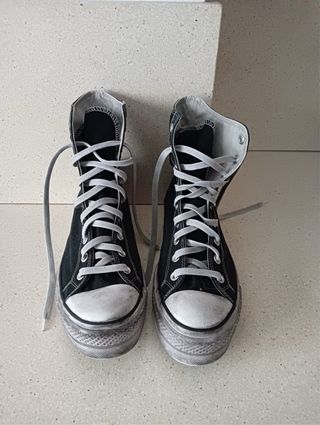 Converse con plataforma.