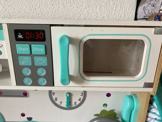 Cocinita de juguete para niños