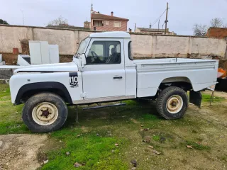 Land Rover Defender 1997