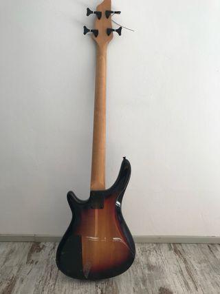 LOTE MUSICAL, bajo, timbal, asiento.( 90€)