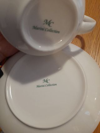 2 Tazze con piattino design geometrico