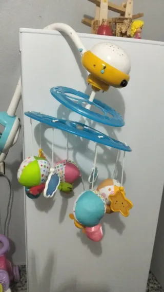 Móvil de cuna musical